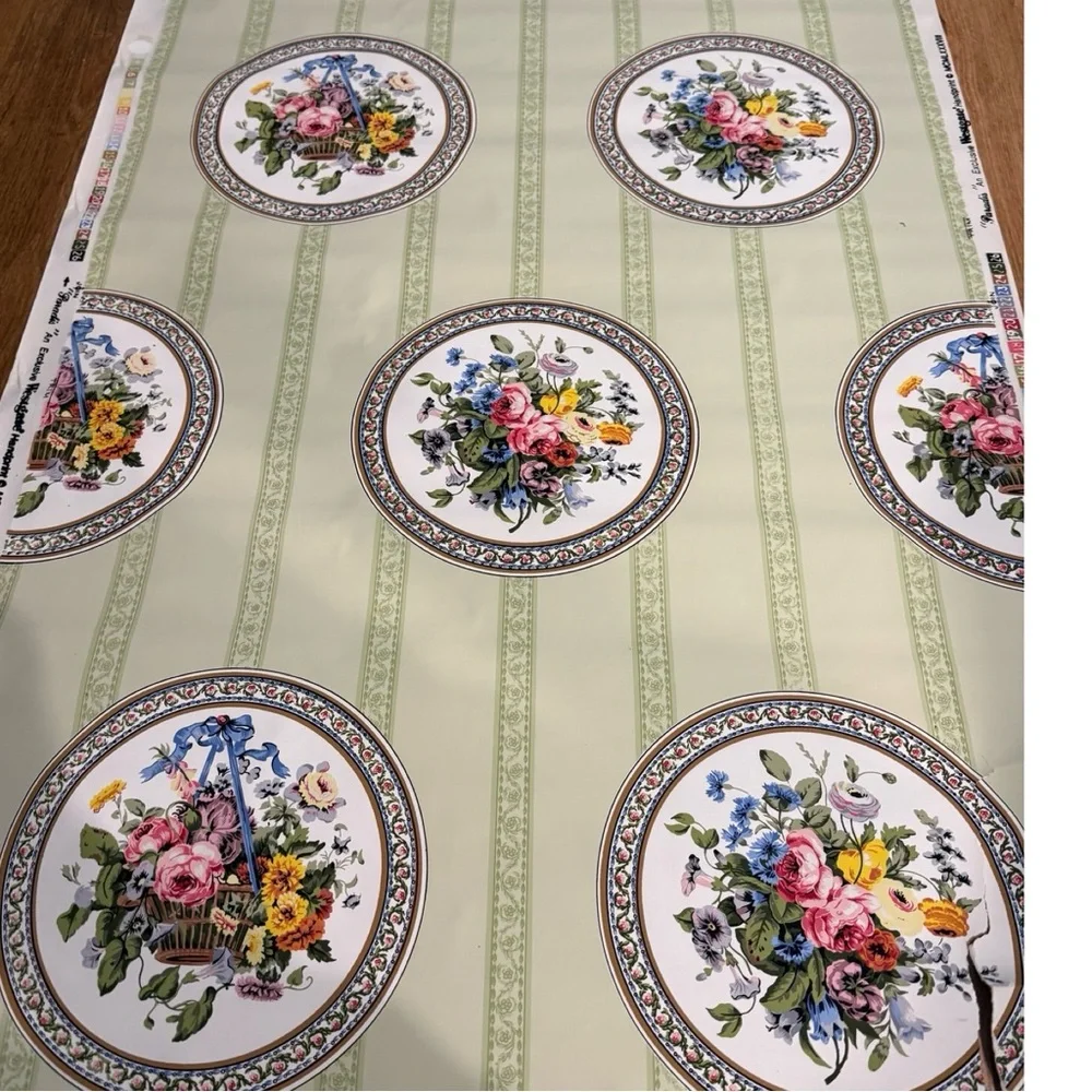 Westgate Vintage Wallpaper Hand Printed Floral Design Croquette 1988 Rare Find